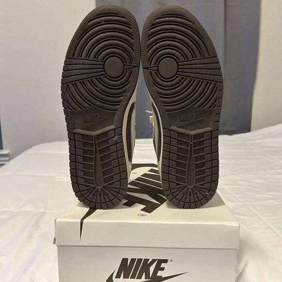 Travis Scott x Air Jordan 1 Low OG PS \'Reverse Mocha\' main image 5